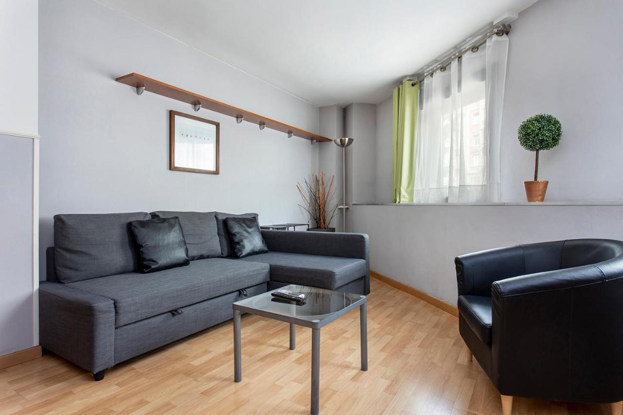 Apartments Sata Park Guell Area Barcelona Exterior photo