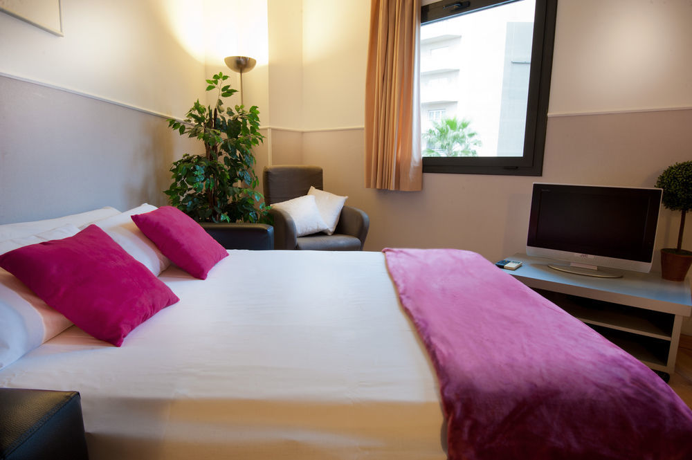 Apartments Sata Park Guell Area Barcelona Exterior photo